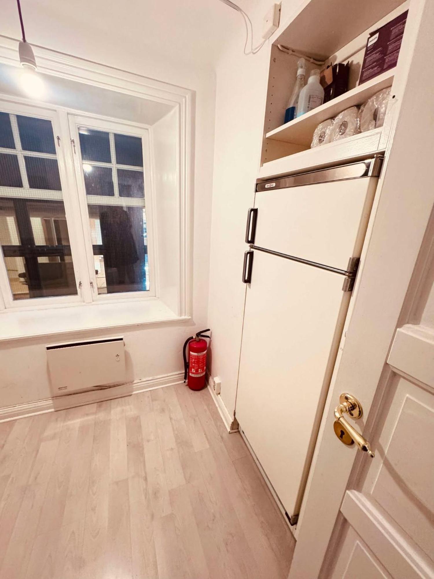 Need In Old Town Apartment